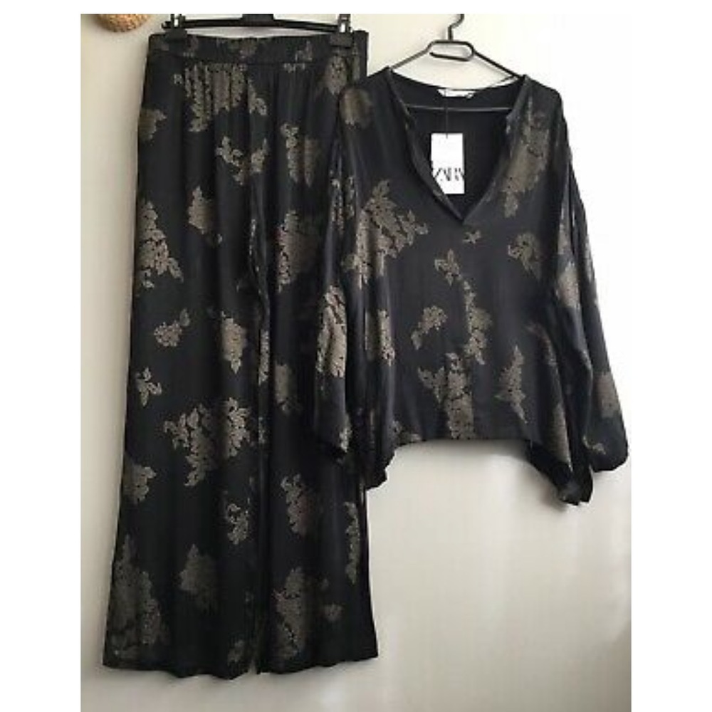 Zara printed pants
